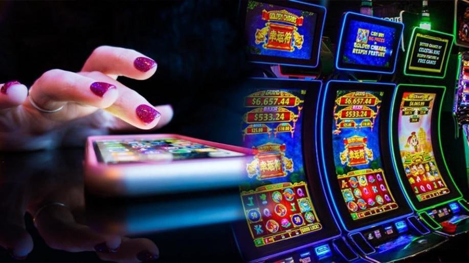 Người dùng Việt Nam xem bóng đá và đặt cược trên điện thoại